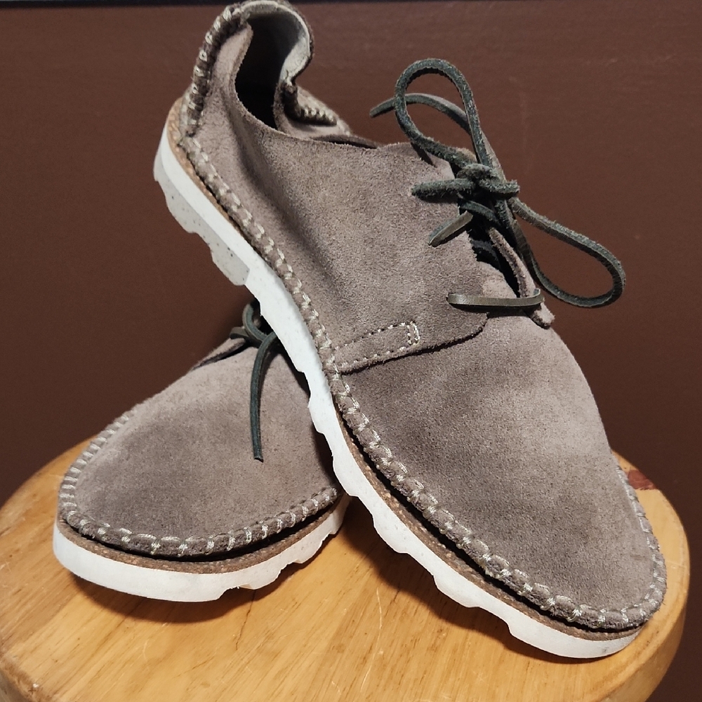 Clarks Men's Gray Suede Loafers